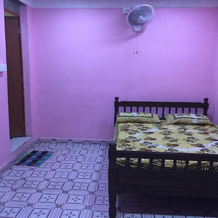 Auro Guest House ポンディシェリ エクステリア 写真